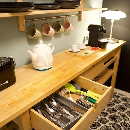 P&O Serviced Apartments Kinowa Varsavia Esterno foto