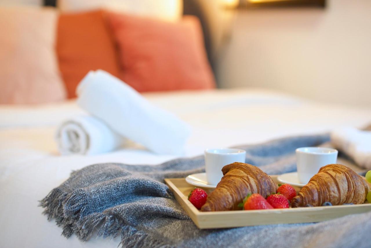 P&O Serviced Apartments Kinowa Varsavia Esterno foto