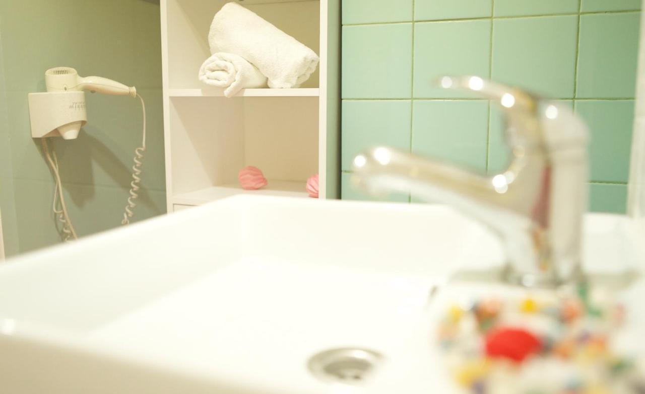 P&O Serviced Apartments Kinowa Varsavia Esterno foto