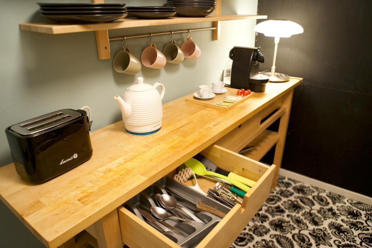 P&O Serviced Apartments Kinowa Varsavia Esterno foto